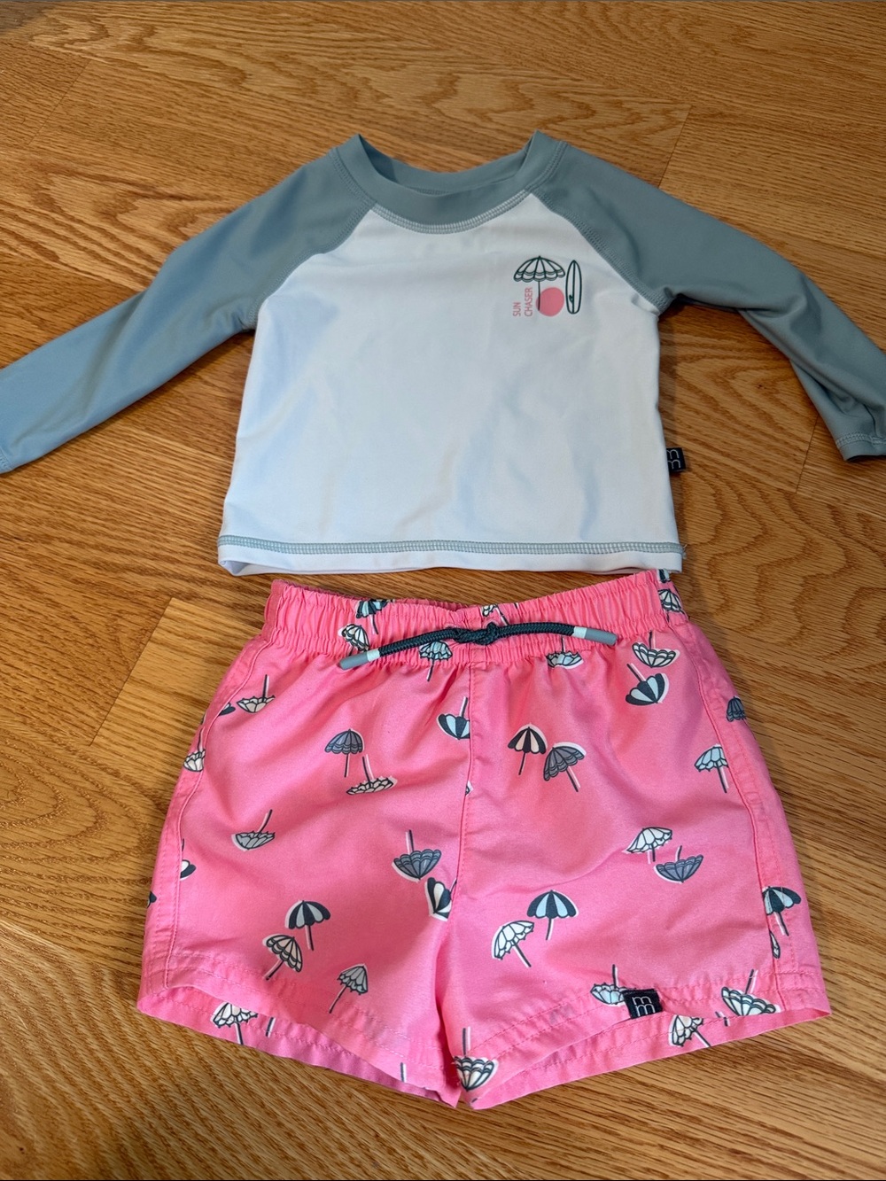 Kids Rash Guard & Swim Shorts Set - Pink/Gray